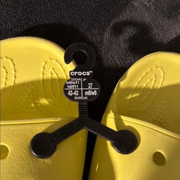 Crocs - Picture 2 of 5